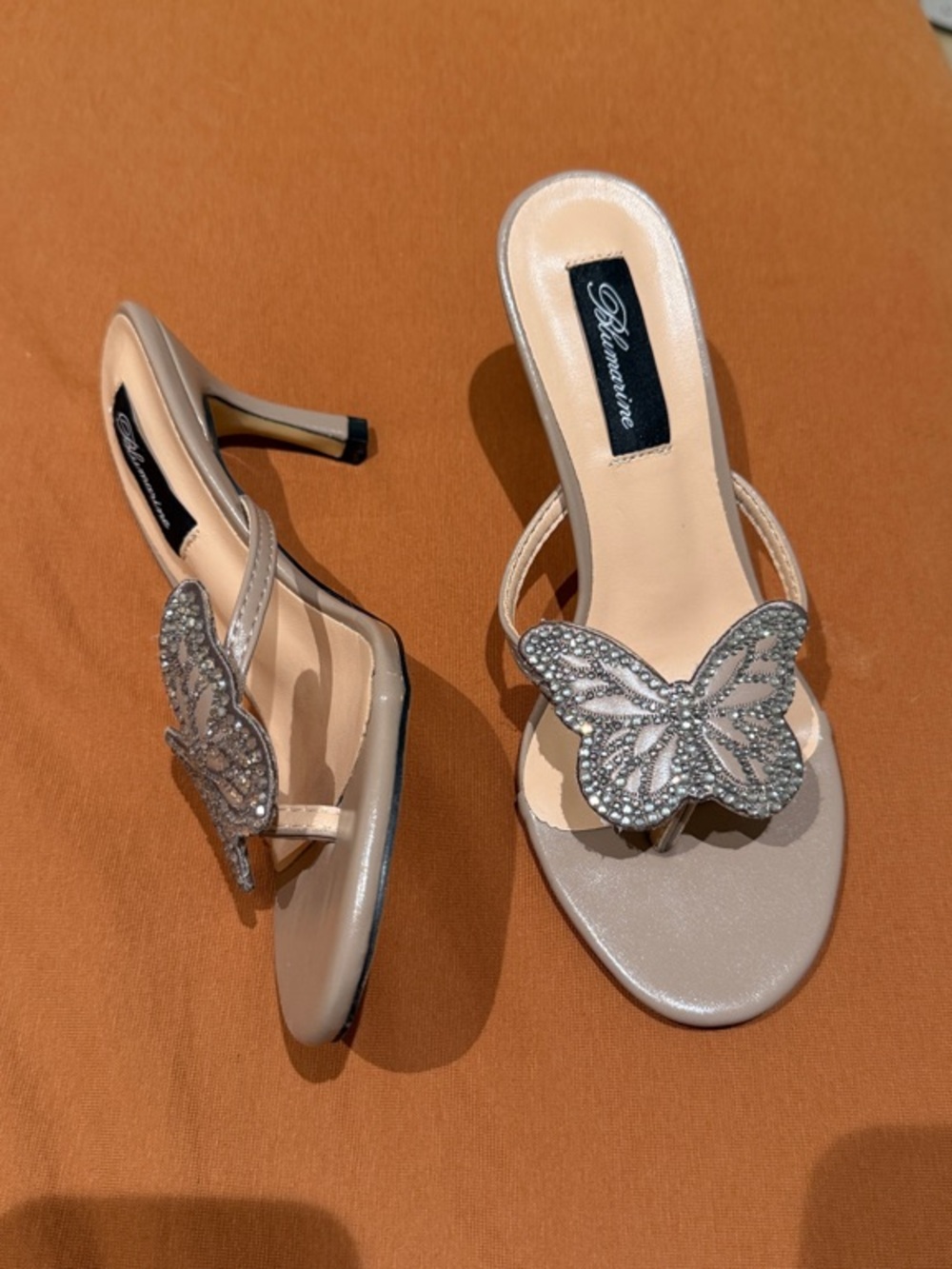 Blumarine Champagne Nude Butterfly Crystal Heeled Slides